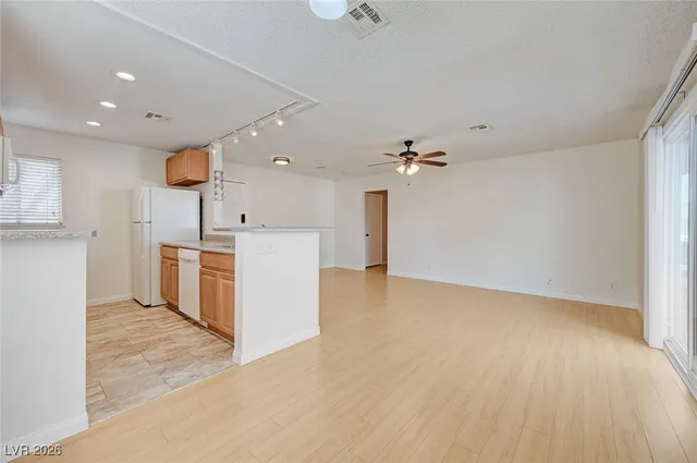 $1,200 | 2365 Canfield Drive, Unit D, Las Vegas, NV 89108