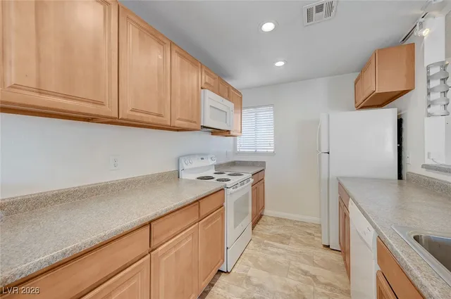 $1,200 | 2365 Canfield Drive, Unit D, Las Vegas, NV 89108