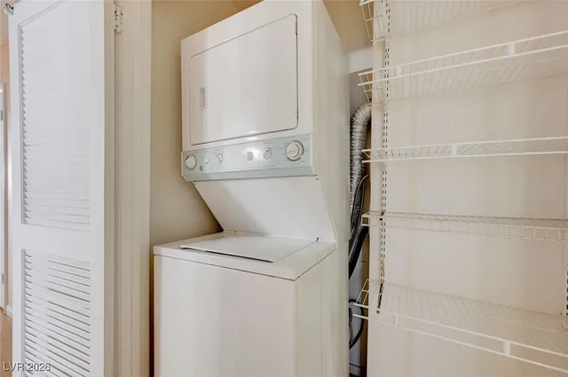 $1,200 | 2365 Canfield Drive, Unit D, Las Vegas, NV 89108