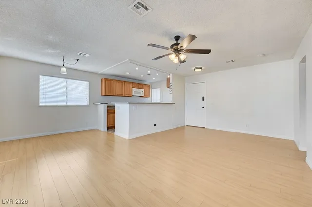 $1,200 | 2365 Canfield Drive, Unit D, Las Vegas, NV 89108