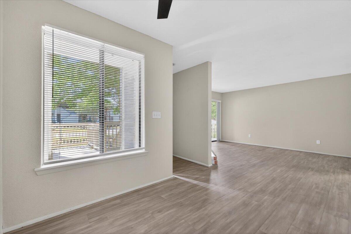 1481 Center Street, Unit 1301 Mount Pleasant, SC 29464 - Photo 14 of 16 07-Square One Team - DSC00733