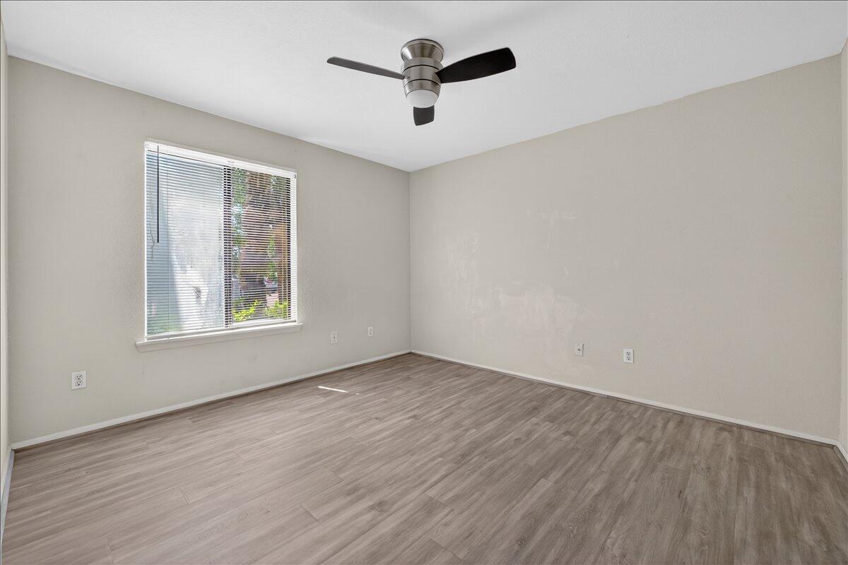 1481 Center Street, Unit 1301 Mount Pleasant, SC 29464 - Photo 9 of 16 04-Square One Team - DSC00756