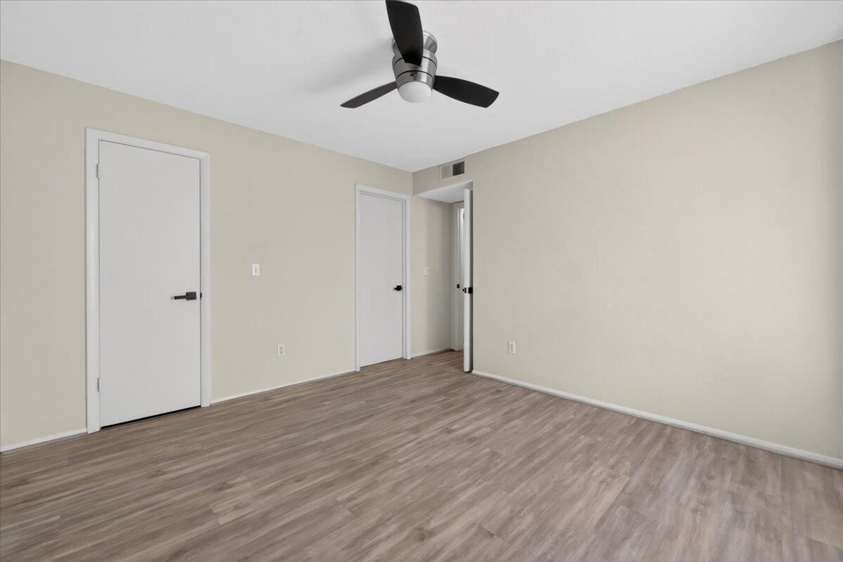 1481 Center Street, Unit 1301 Mount Pleasant, SC 29464 - Photo 10 of 16 05-Square One Team - DSC00759