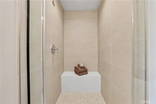 $1,095,000 | 19071 Main Street, Unit 105, Huntington Beach, CA 92648