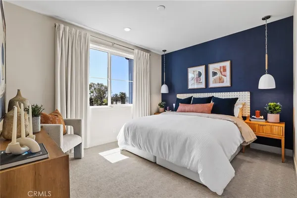 $1,095,000 | 19071 Main Street, Unit 105, Huntington Beach, CA 92648