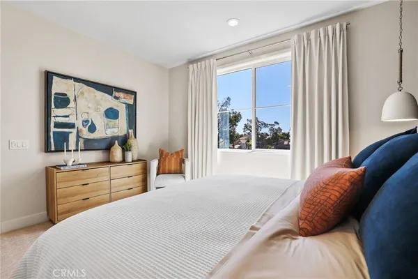 $1,095,000 | 19071 Main Street, Unit 105, Huntington Beach, CA 92648