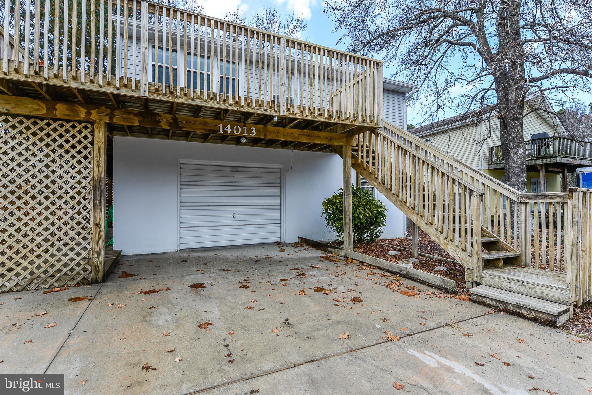 14013 North Ocean Road Ocean City, MD 21842 - Photo 3 of 35 SINGLE INTEGRAL GARAGE