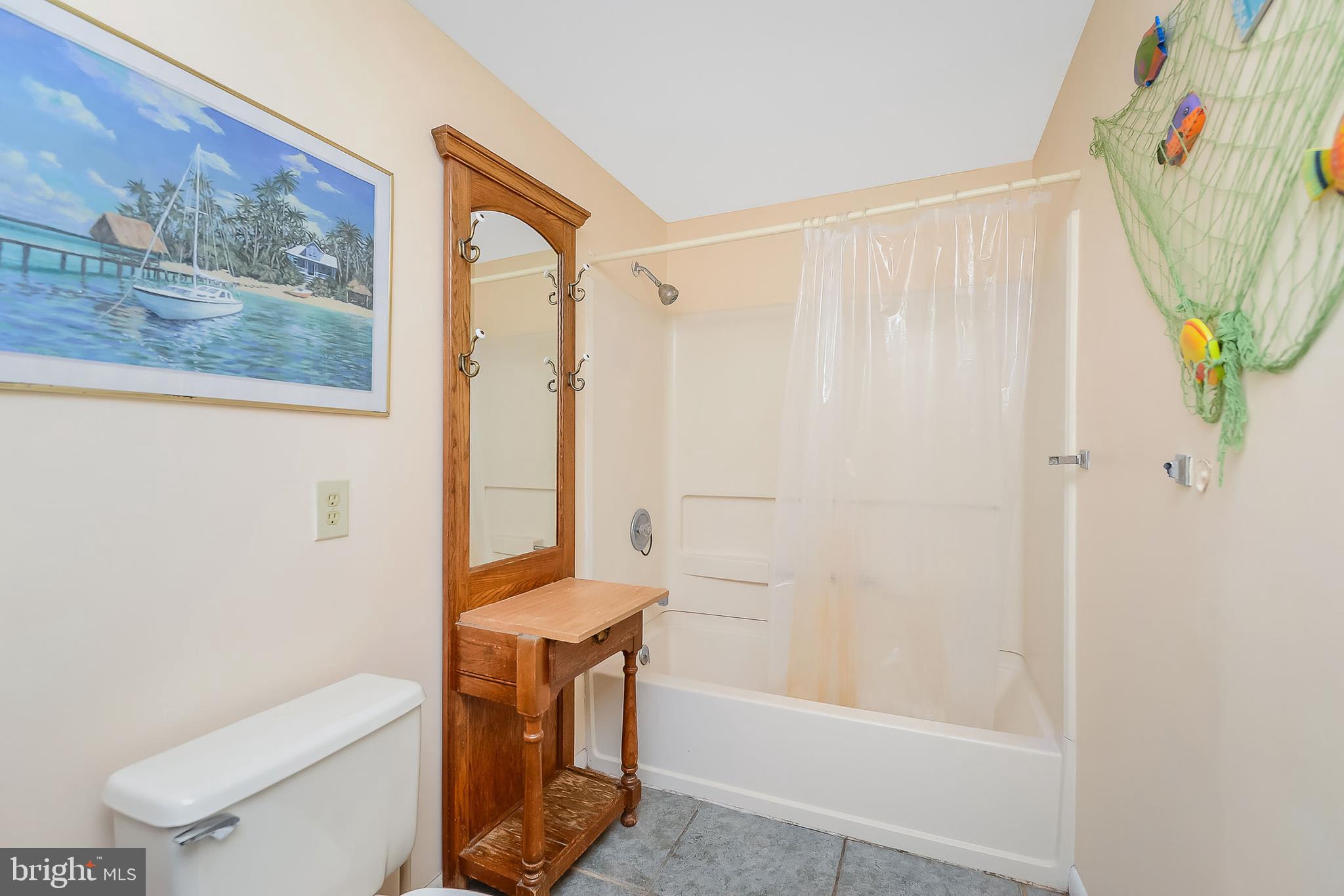14013 North Ocean Road Ocean City, MD 21842 - Photo 26 of 35 ENSUITE MASTER BATH