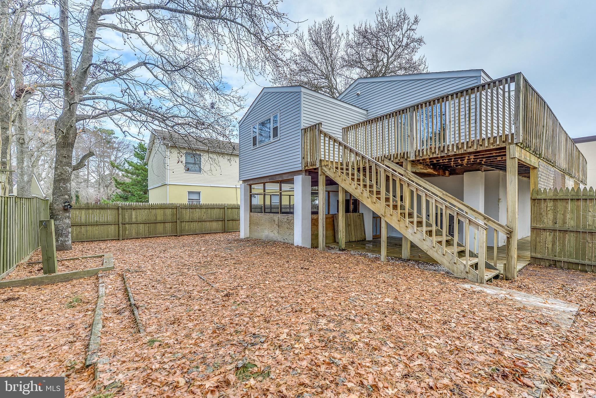 14013 North Ocean Road Ocean City, MD 21842 - Photo 4 of 35 REAR YARD with PATIO