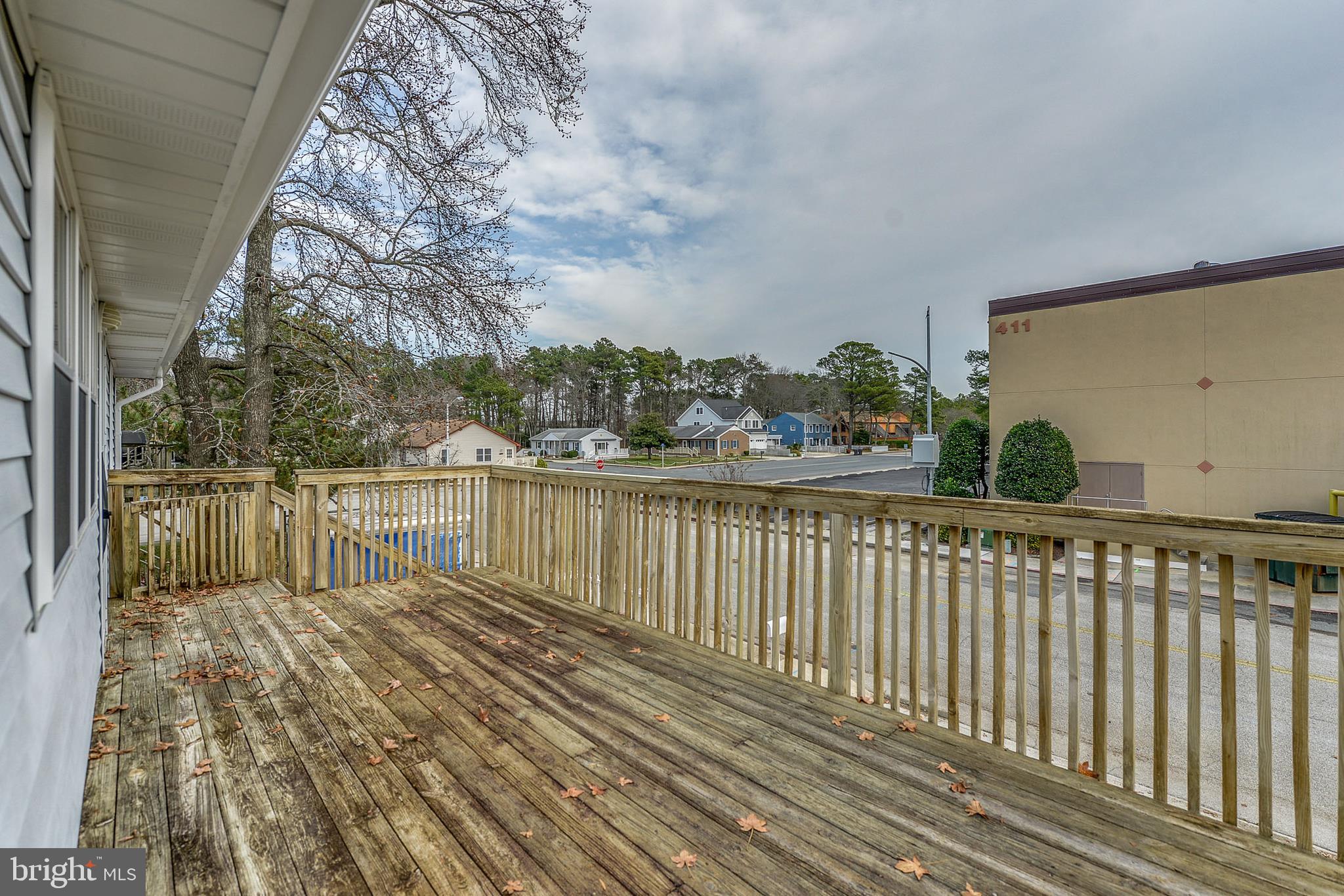 14013 North Ocean Road Ocean City, MD 21842 - Photo 10 of 35 WRAP AROUND DECK/BALCONY