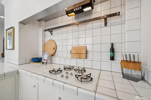 $2,995,000 | 1127 Greenwich Street, San Francisco, CA 94109
