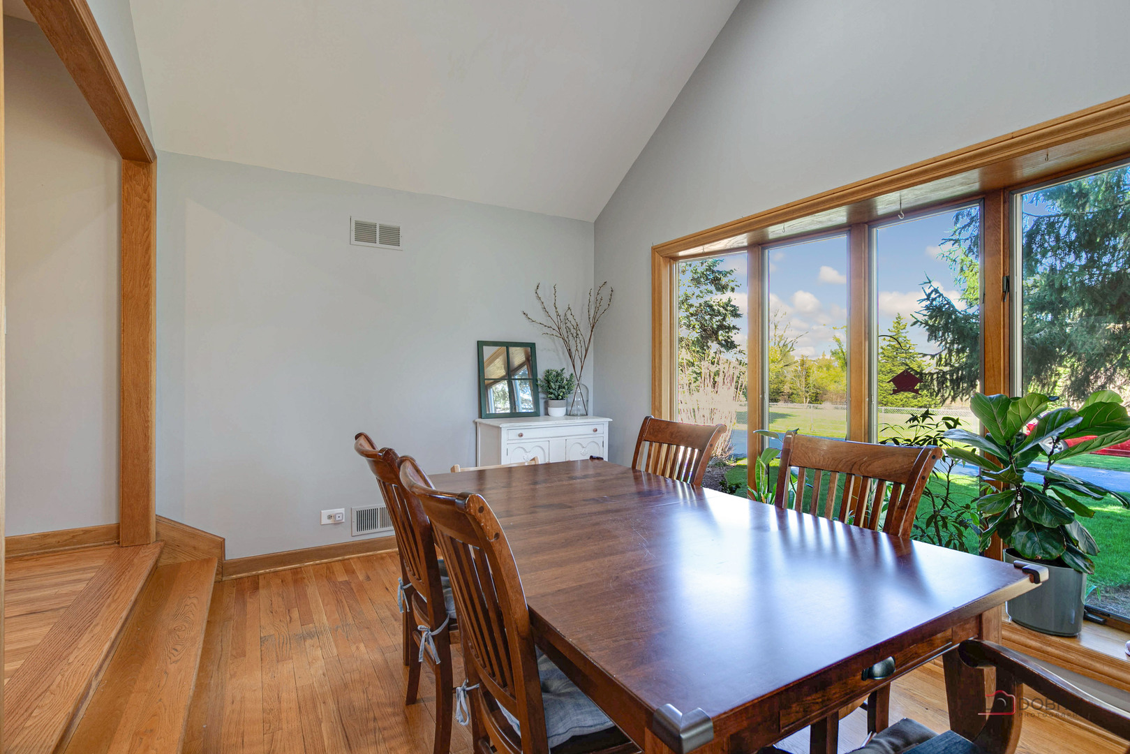6202 Anvil Road Crystal Lake, IL 60012 - Photo 8 of 28 Gallery Image 8