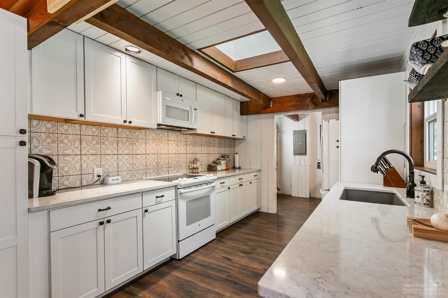 69330 Deer Ridge Lane Sisters, OR 97759 - Photo 5 of 21 Additional Photo