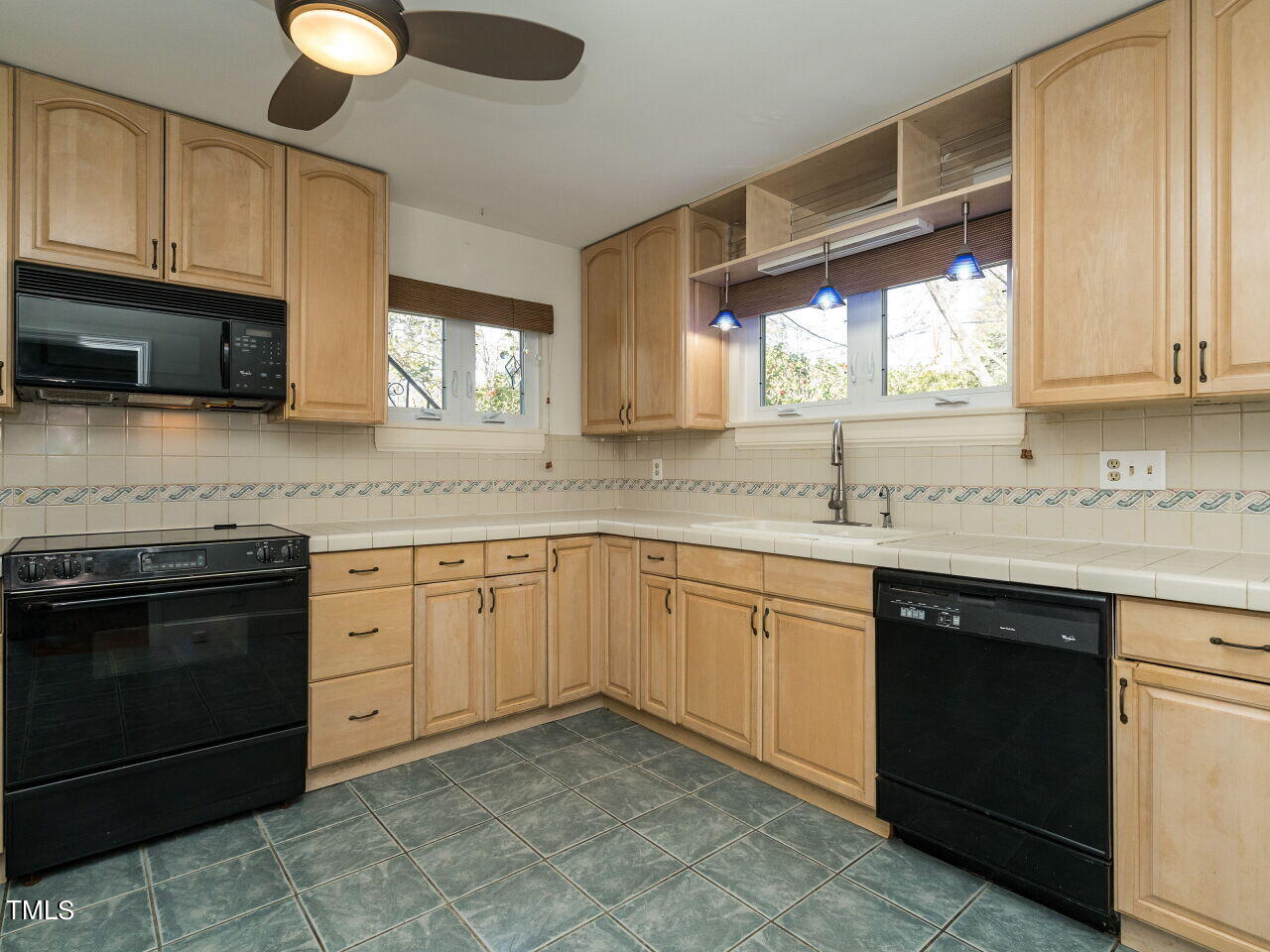 2735 Rosedale Avenue Raleigh, NC 27607 - Photo 12 of 53 Great kitchen