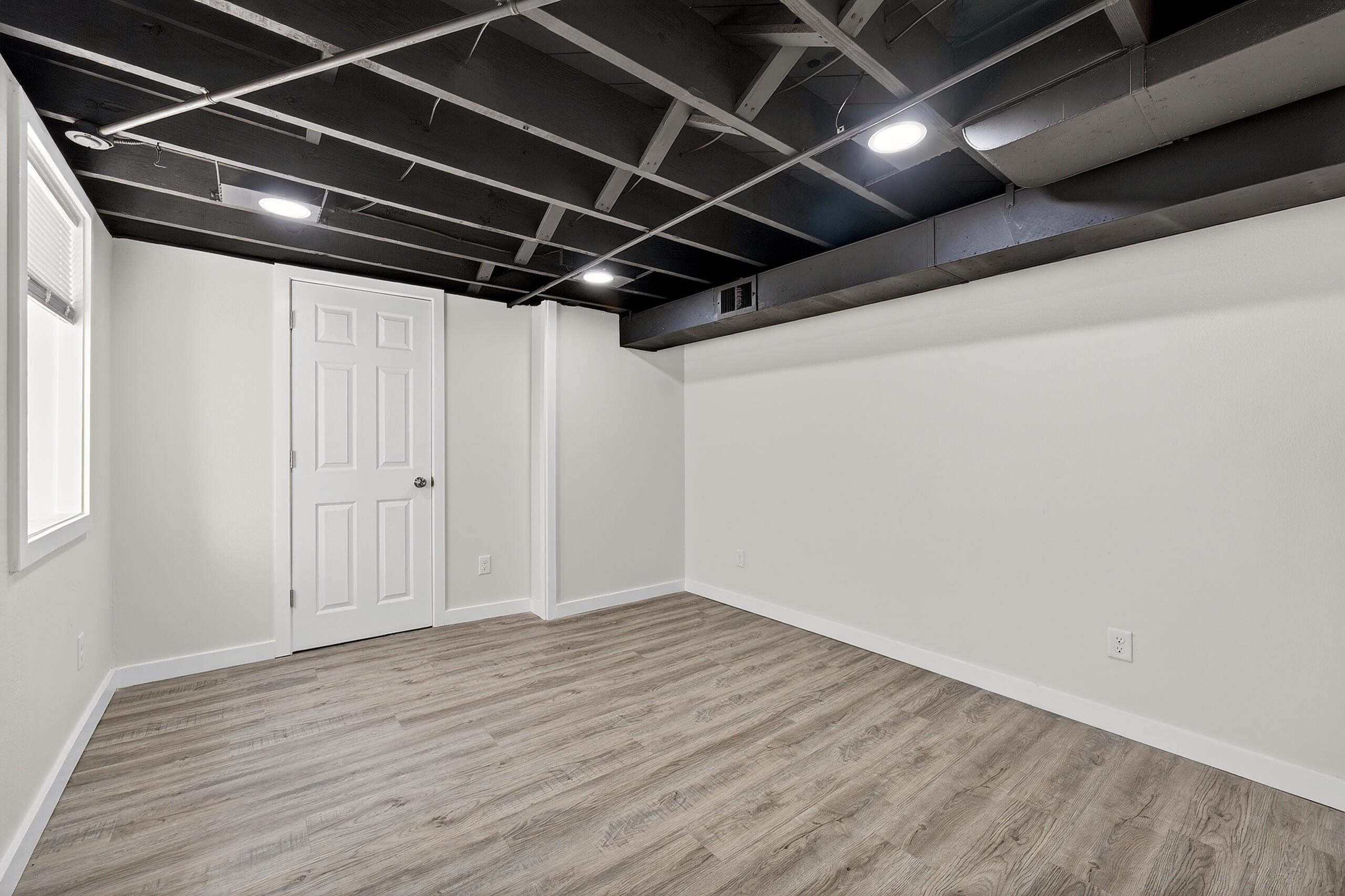 3056 North 55th Street Milwaukee, WI 53210 - Photo 18 of 26 Bedroom Lower