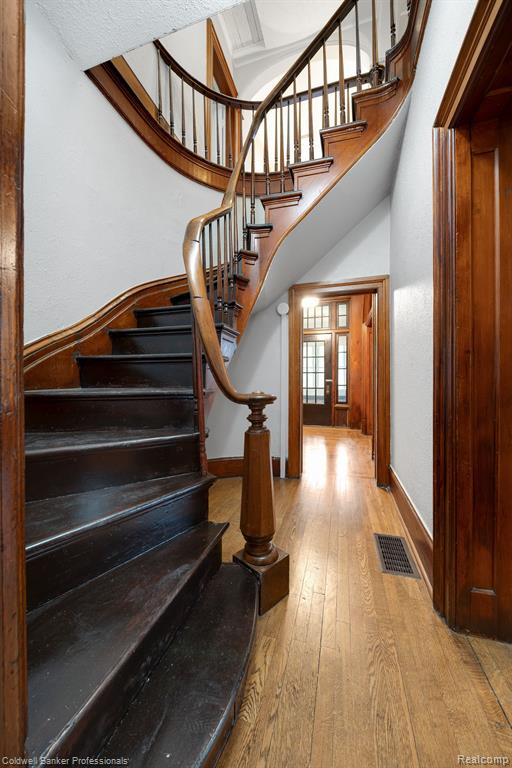 3590 Orchard Lake Road West Bloomfield, MI 48324 - Photo 21 of 34
