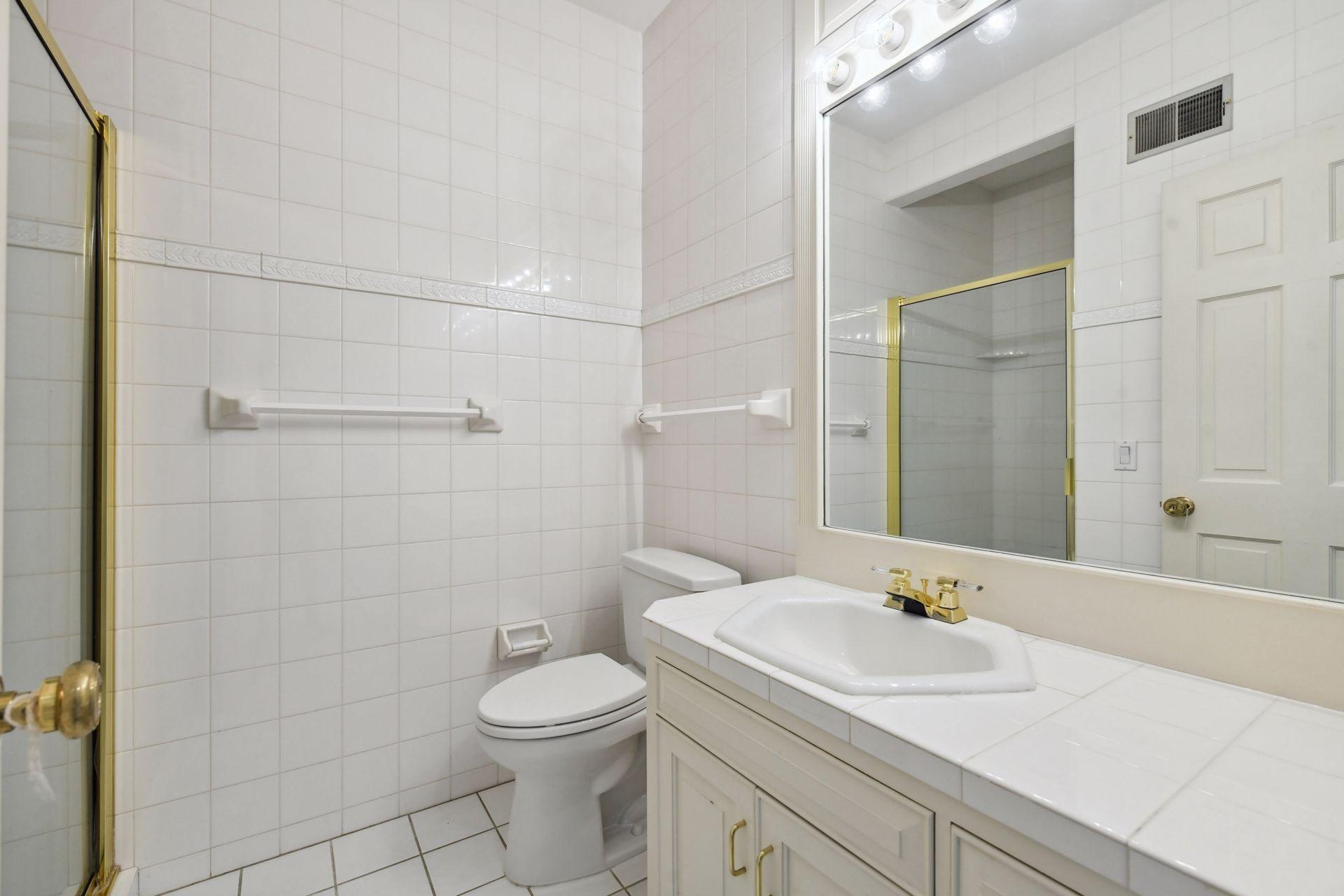 7021 Antrim Road Edina, MN 55439 - Photo 46 of 84