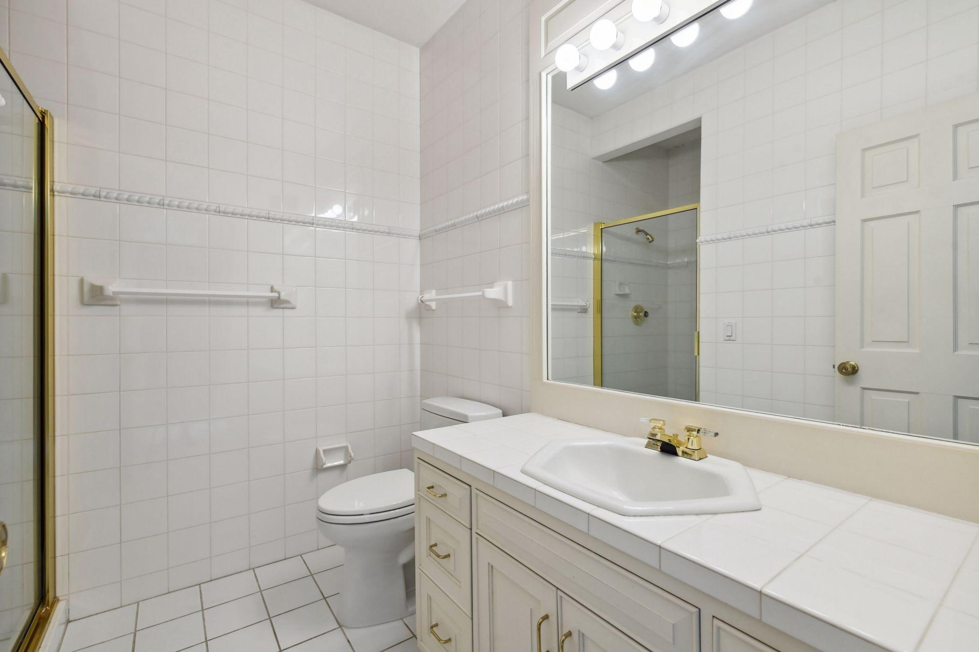 7021 Antrim Road Edina, MN 55439 - Photo 50 of 84