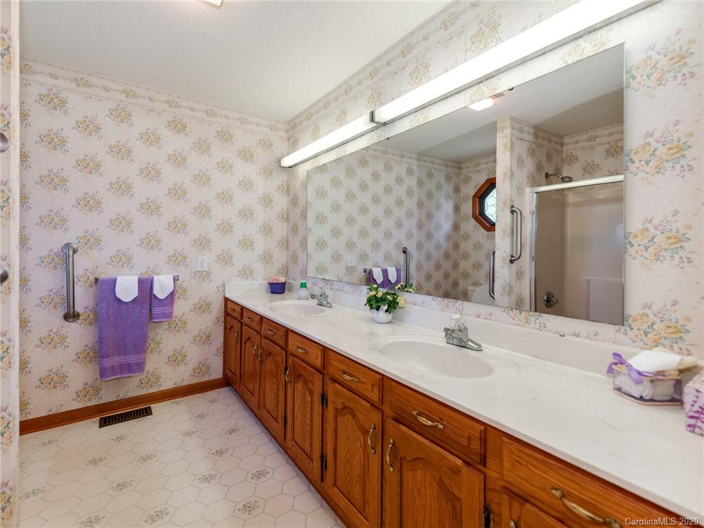 11840 Sugar Hill Road Davidson, NC 28036 - Photo 17 of 25 Gallery Image 17