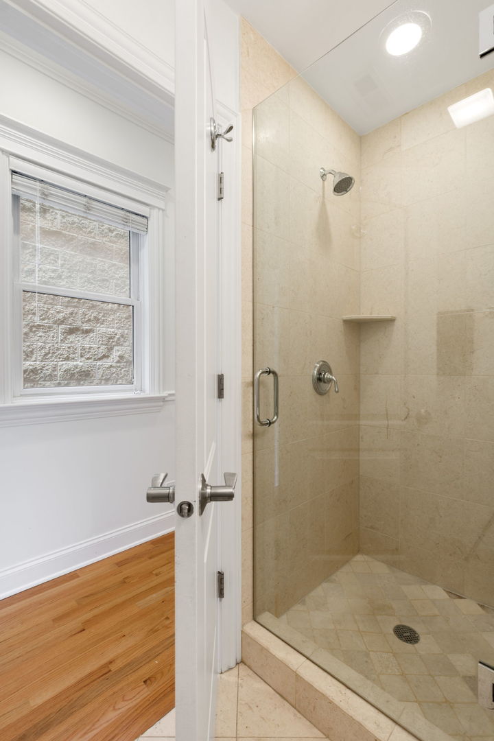 3535 North Reta Avenue, Unit 3 Chicago, IL 60657 - Photo 12 of 22