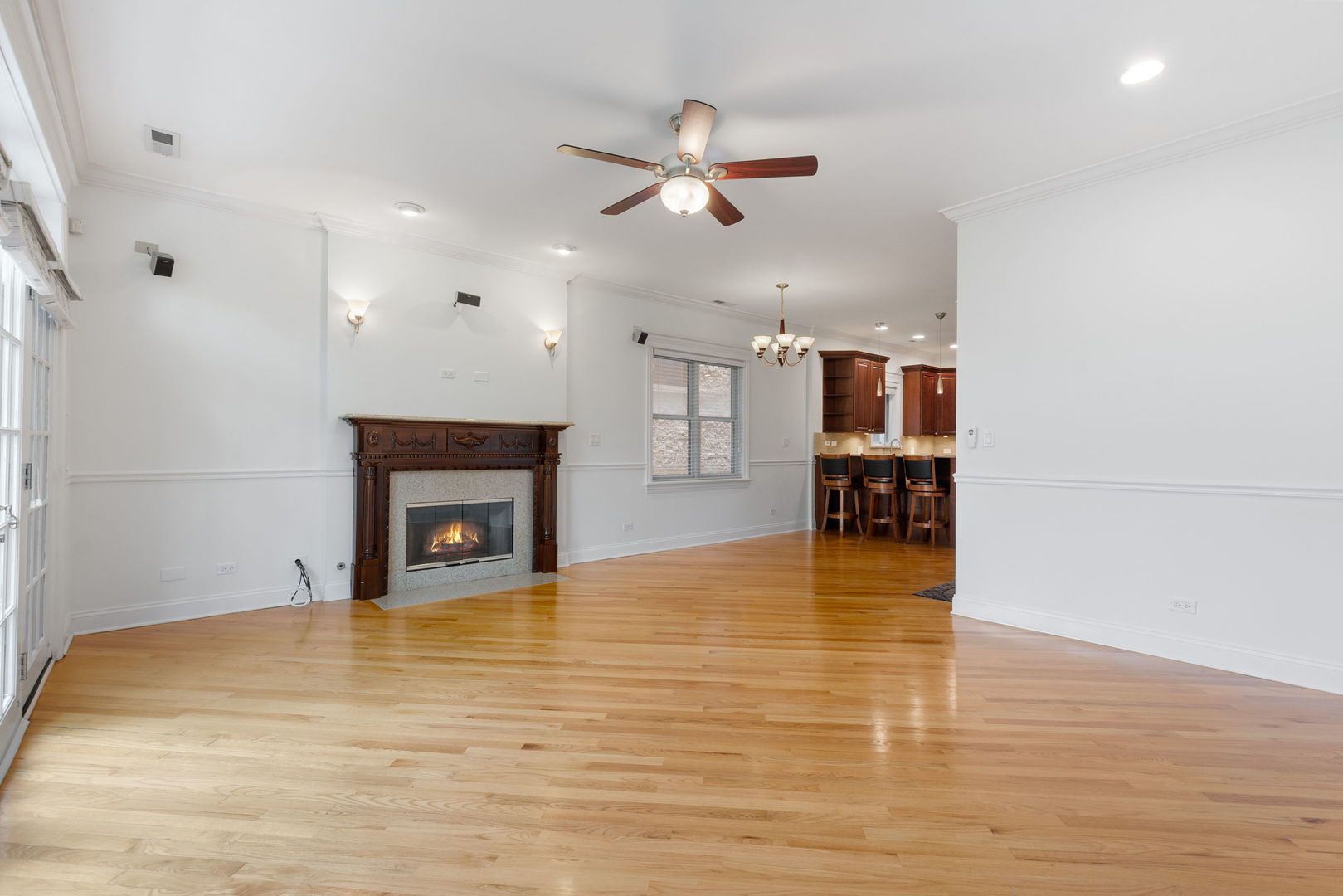 3535 North Reta Avenue, Unit 3 Chicago, IL 60657 - Photo 4 of 22