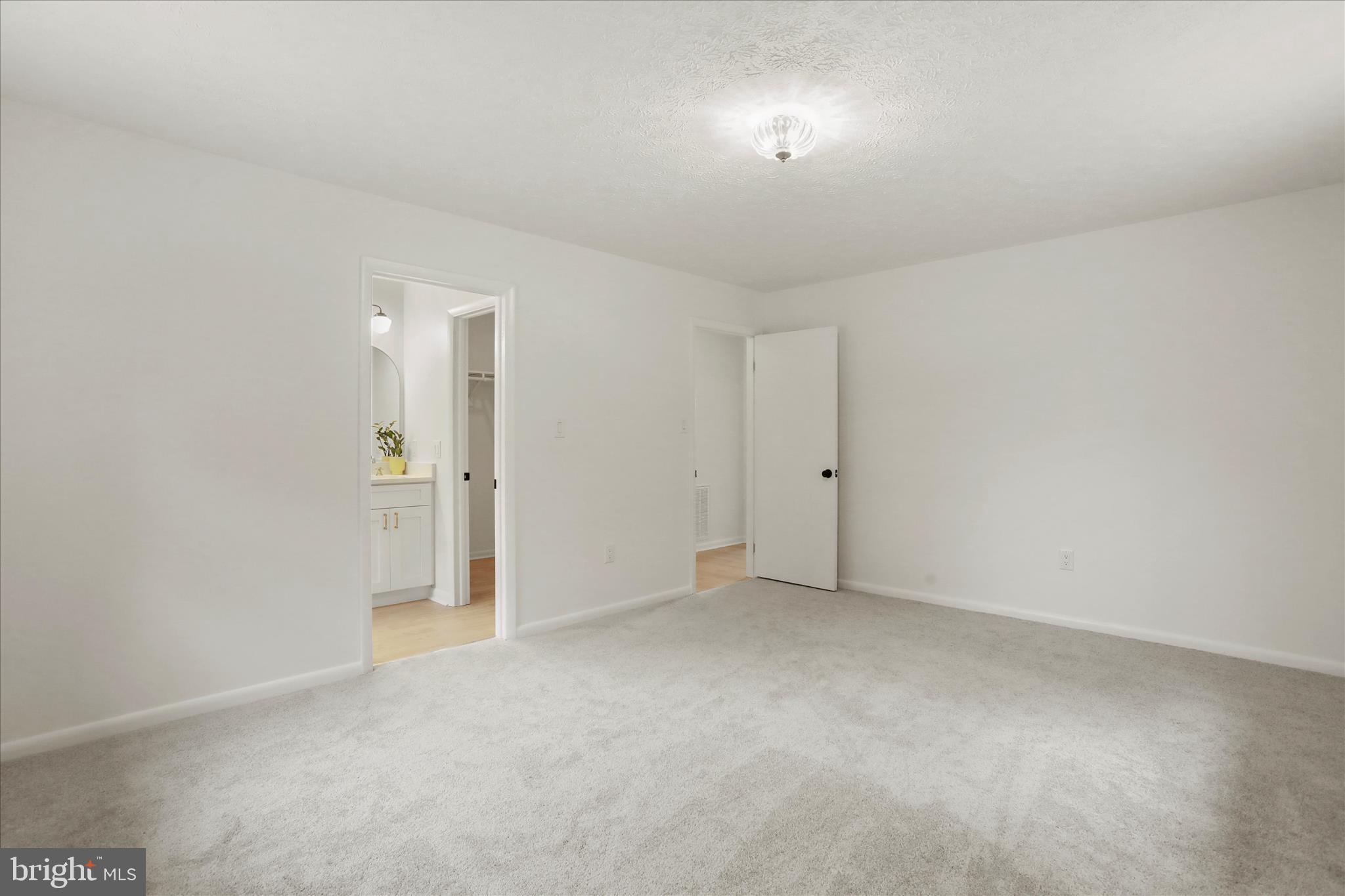 717 West Locust Street Woodstock, VA 22664 - Photo 27 of 71 an empty room with an entryway