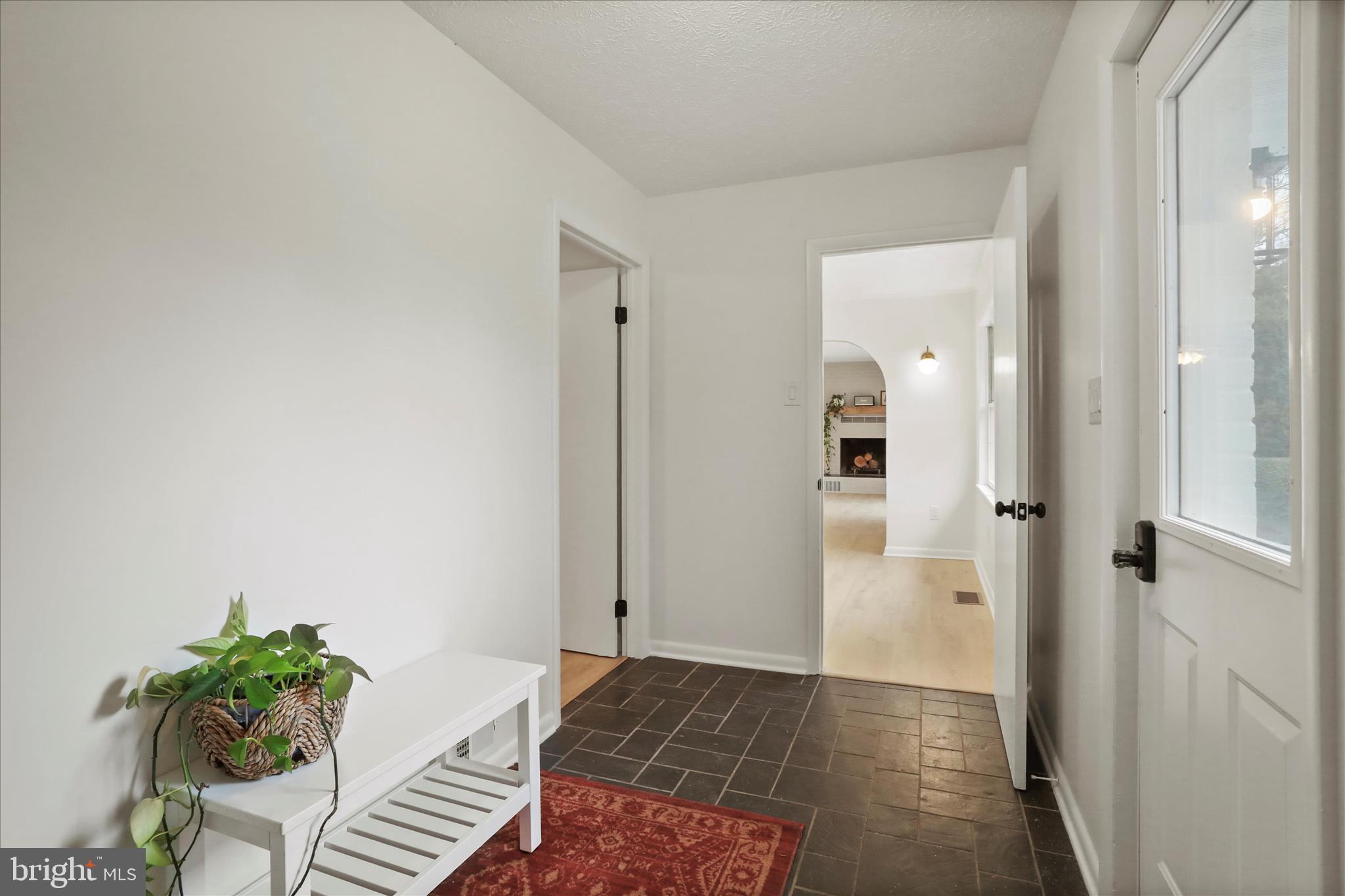 717 West Locust Street Woodstock, VA 22664 - Photo 5 of 71