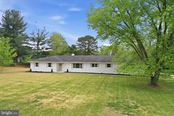 $599,900 | 717 West Locust Street, Woodstock, VA 22664