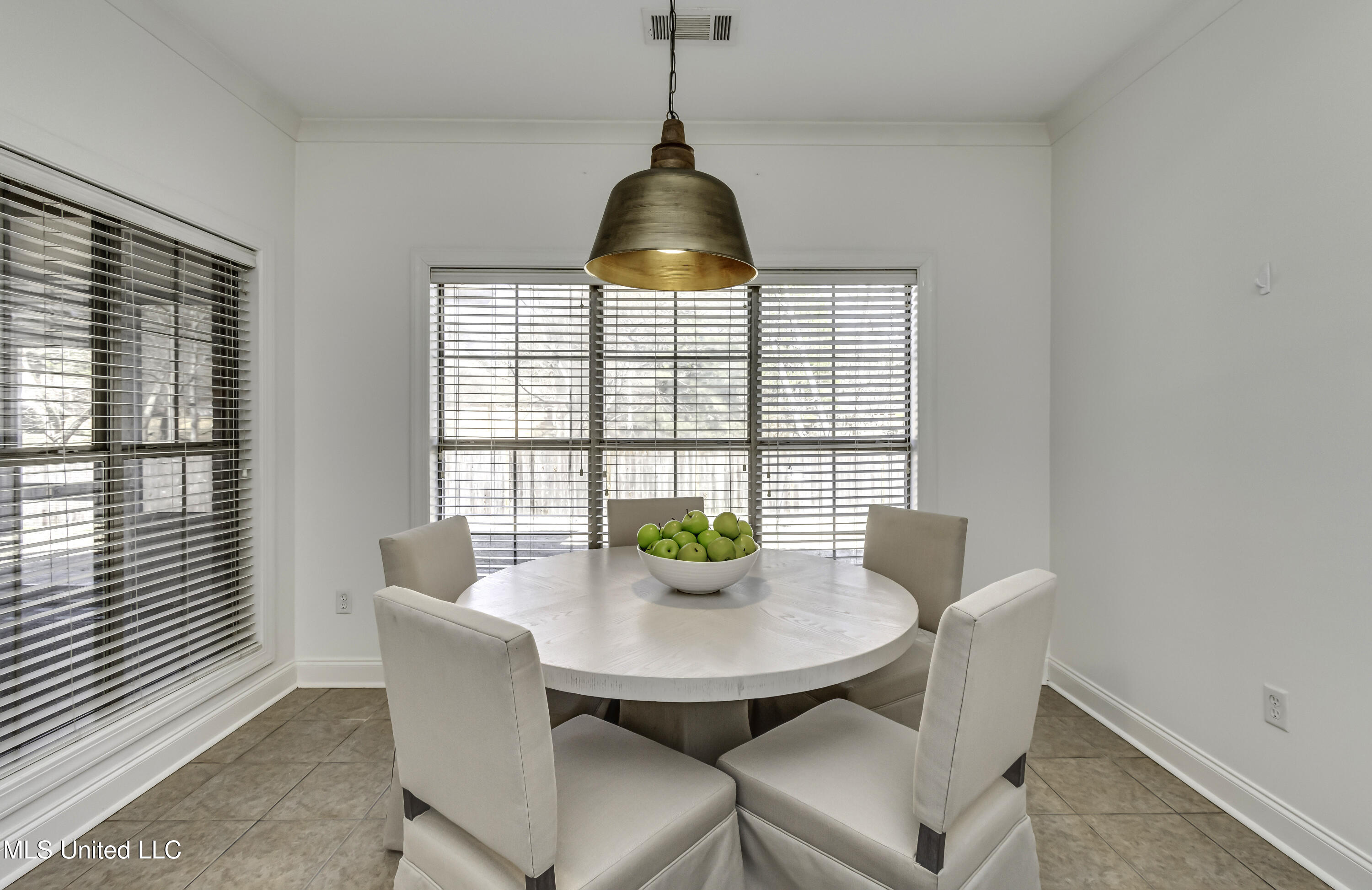 865 Wellington Way Madison, MS 39110 - Photo 14 of 45 865 Wellington Way--12