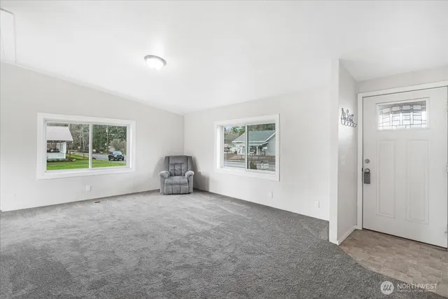 $230,000 | 319 West 4th Avenue, Pe Ell, WA 98572