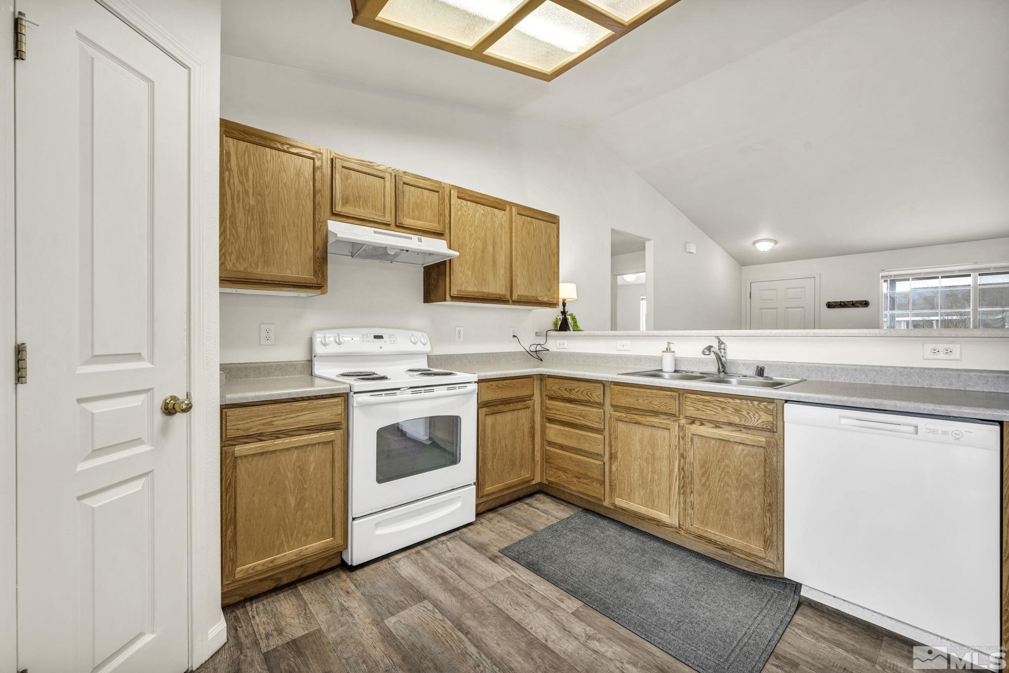 1651 Round Up Road Fernley, NV 89408 - Photo 13 of 33 Photo 15