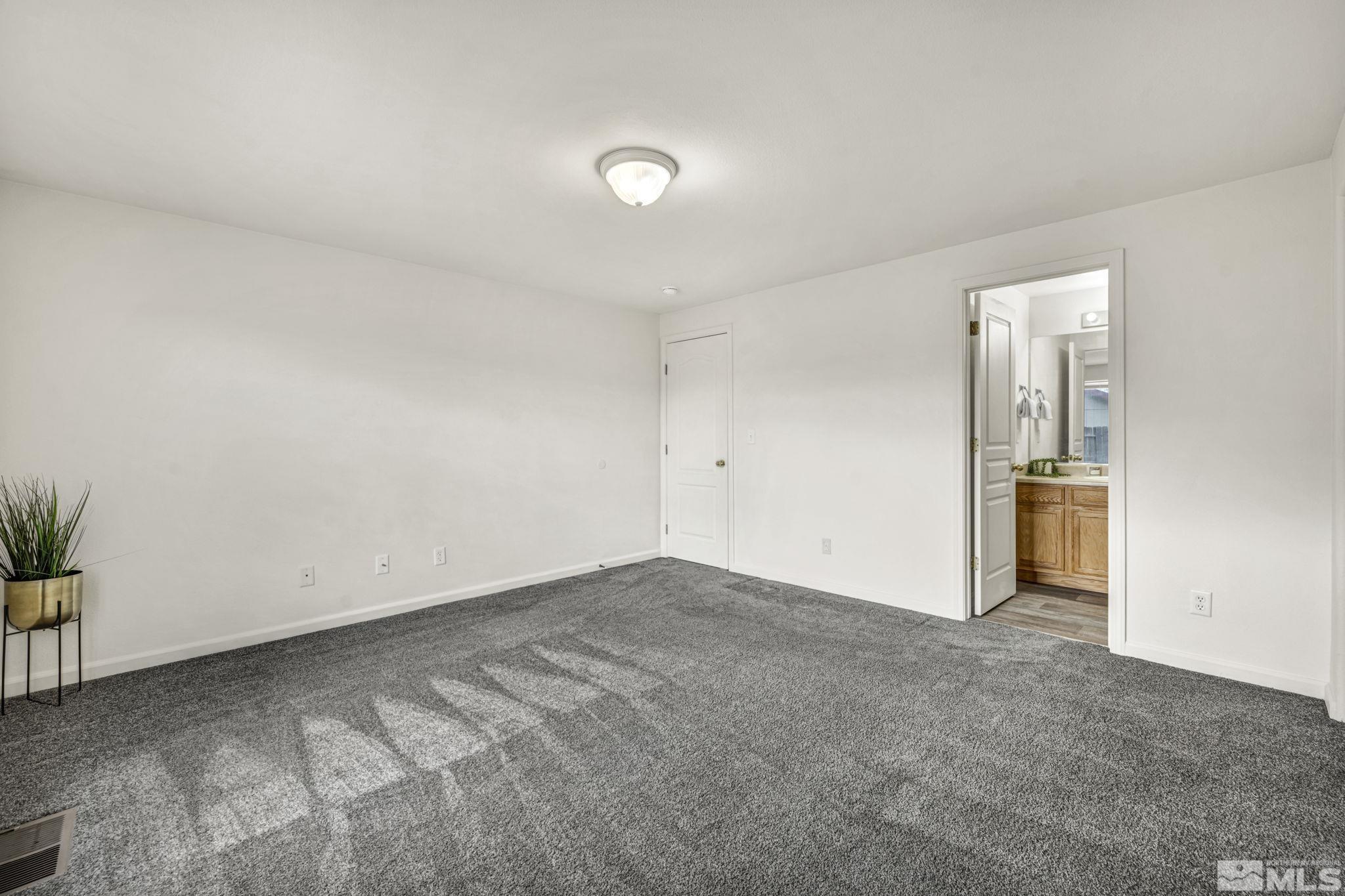 1651 Round Up Road Fernley, NV 89408 - Photo 17 of 33 Photo 19
