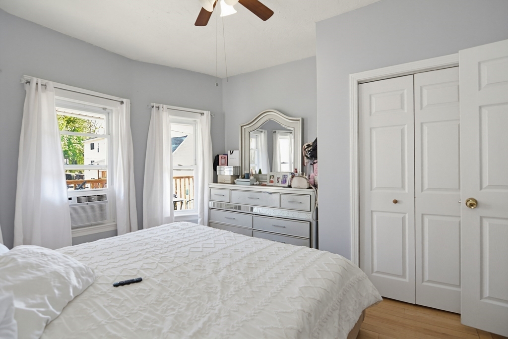 38 Oberlin Street Worcester, MA 01610 - Photo 22 of 34