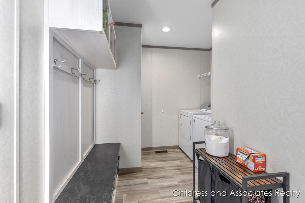 1824 Rhoda Street Southeast Lowell, MI 49331 - Photo 18 of 21 IMG_1018