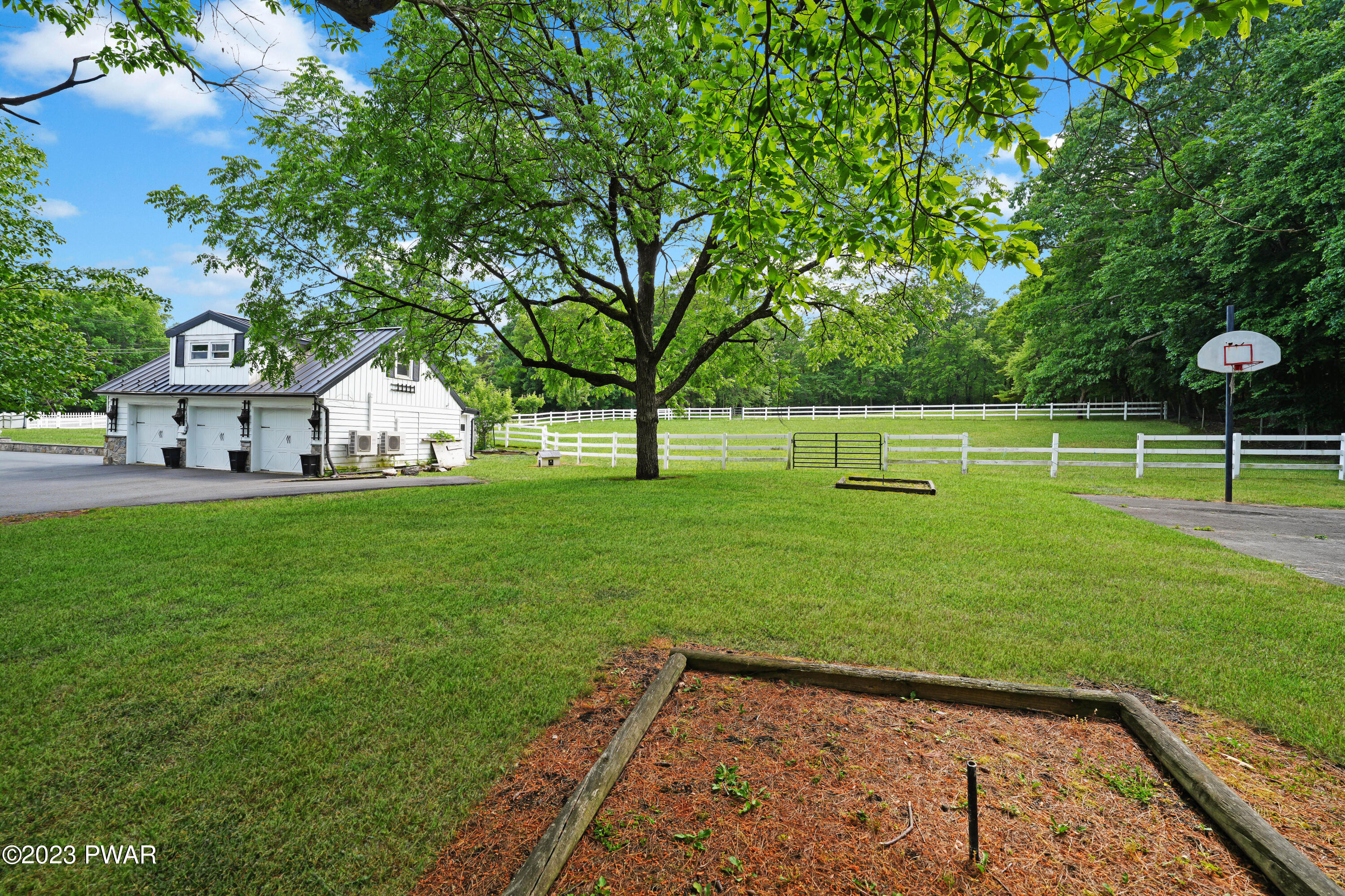 429 Sawkill Road Milford, PA 18337 - Photo 24 of 69 DSC00191