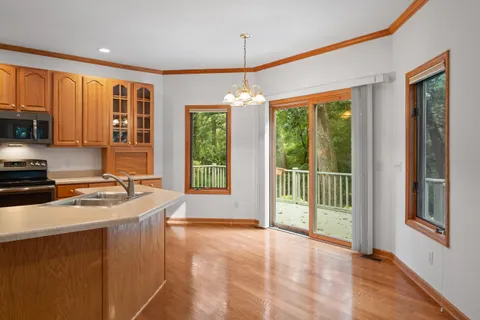 $579,000 | 553 Forest Glen Drive, Fontana, WI 53125