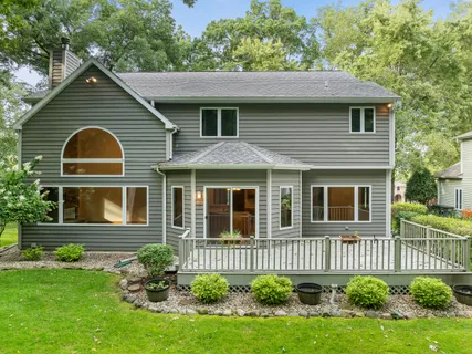 $579,000 | 553 Forest Glen Drive, Fontana, WI 53125