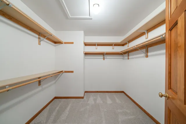 $579,000 | 553 Forest Glen Drive, Fontana, WI 53125