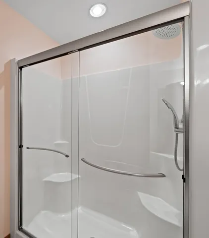 $579,000 | 553 Forest Glen Drive, Fontana, WI 53125