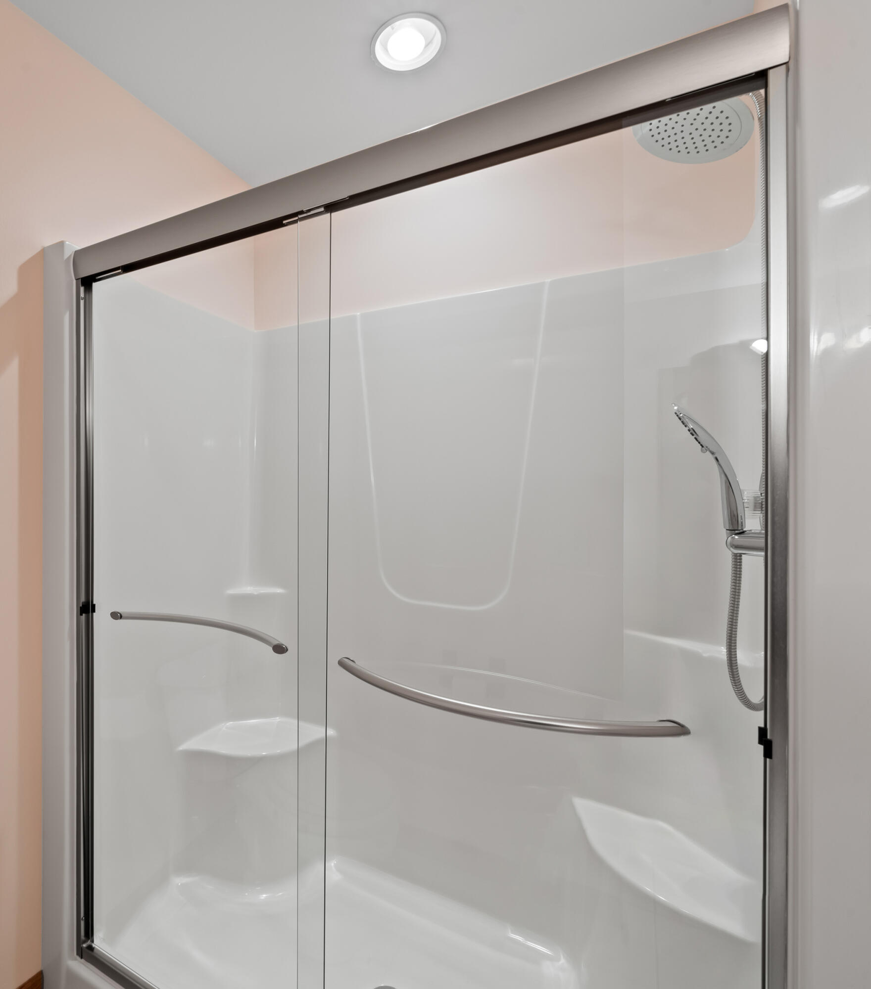 553 Forest Glen Drive Fontana, WI 53125 - Photo 45 of 71 Walk-in Shower