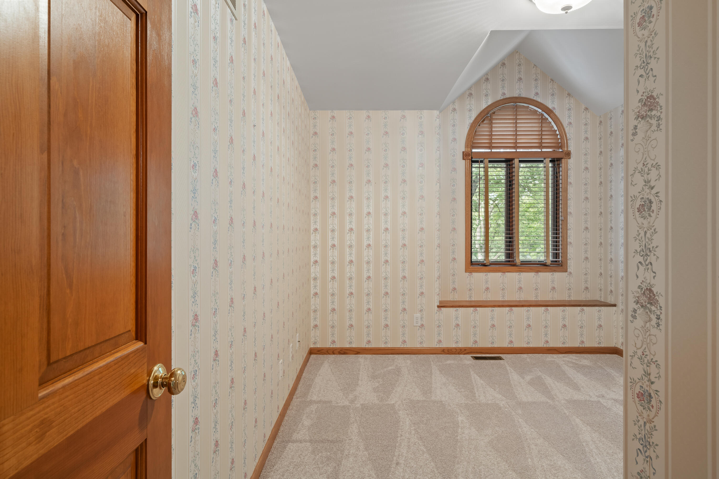 553 Forest Glen Drive Fontana, WI 53125 - Photo 48 of 71 553 Forest Glen Dr-59