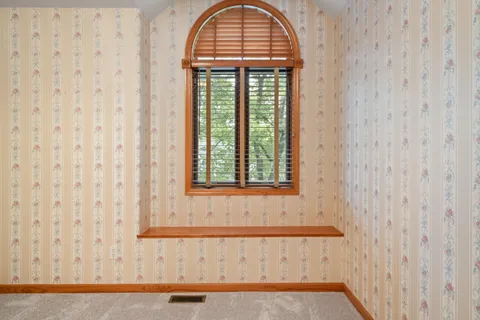 $579,000 | 553 Forest Glen Drive, Fontana, WI 53125