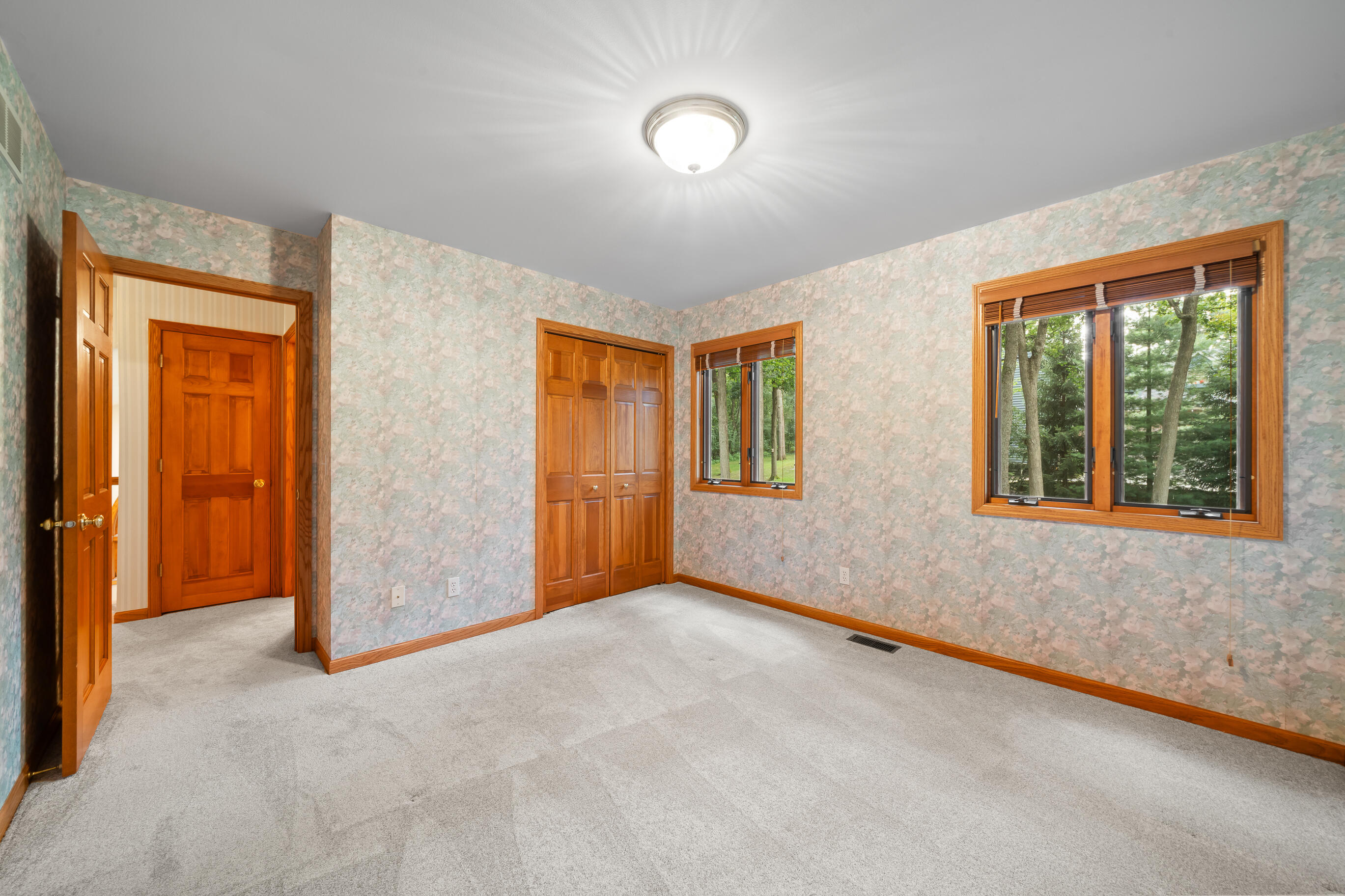 553 Forest Glen Drive Fontana, WI 53125 - Photo 51 of 71 Bedroom 4