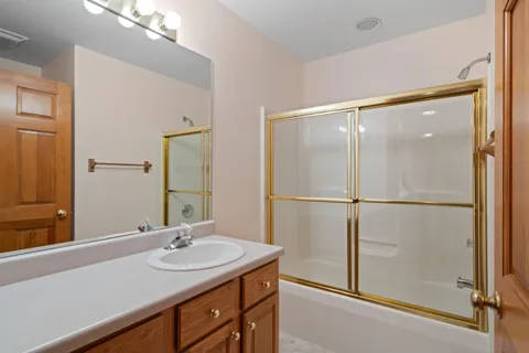 $579,000 | 553 Forest Glen Drive, Fontana, WI 53125