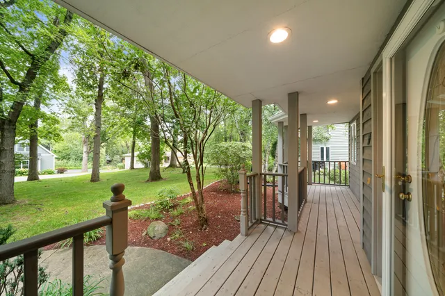 $579,000 | 553 Forest Glen Drive, Fontana, WI 53125