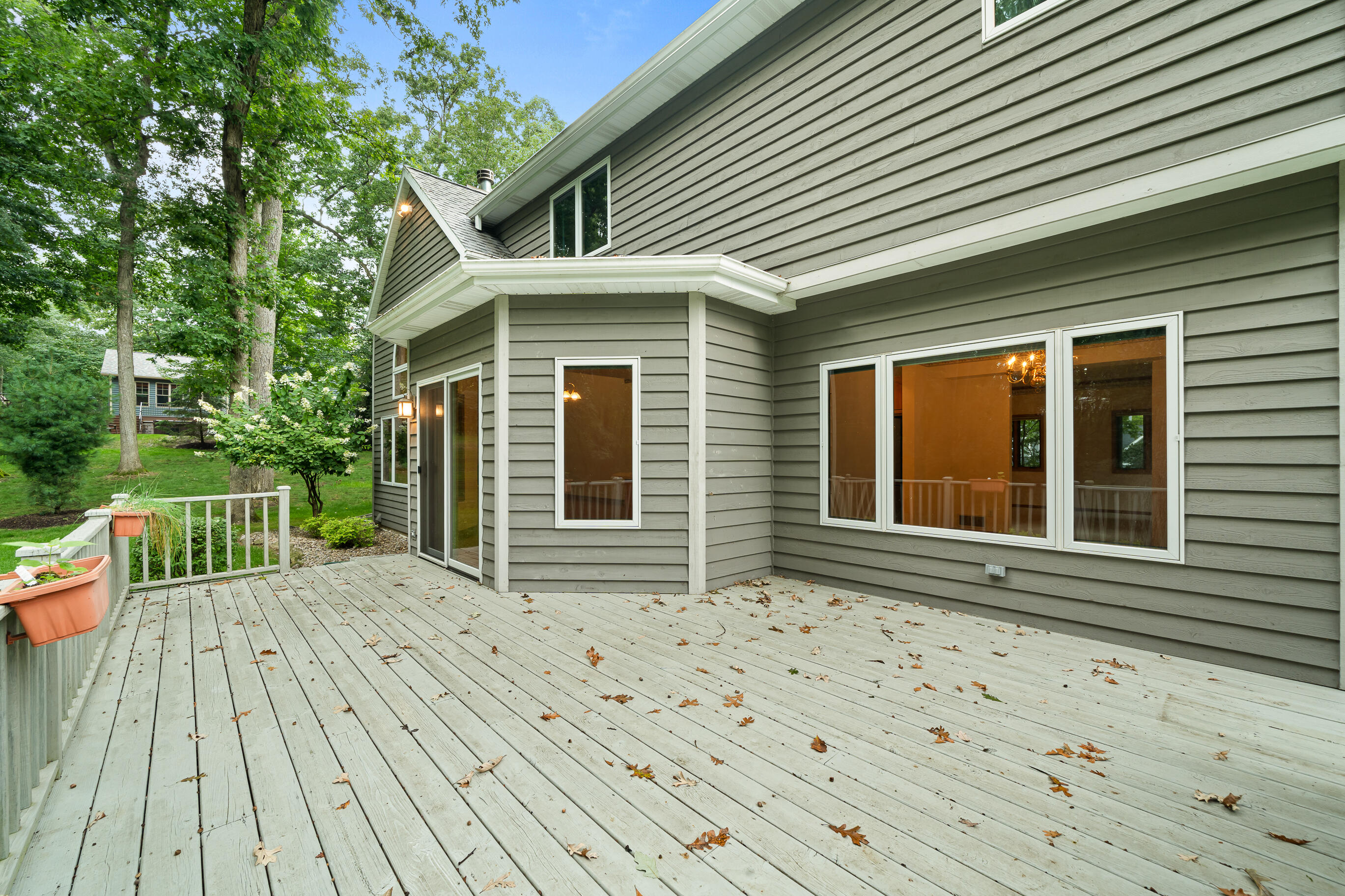 553 Forest Glen Drive Fontana, WI 53125 - Photo 64 of 71 Deck