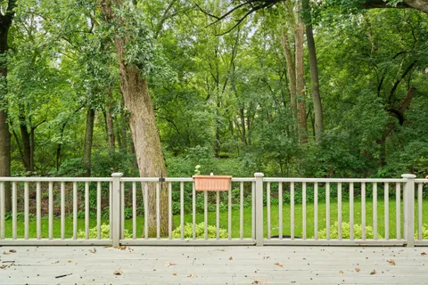 $579,000 | 553 Forest Glen Drive, Fontana, WI 53125