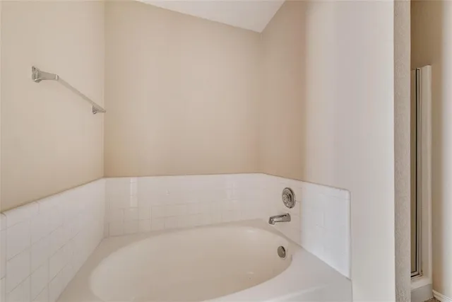 $1,975 | 2112 Chisolm Trail, Forney, TX 75126