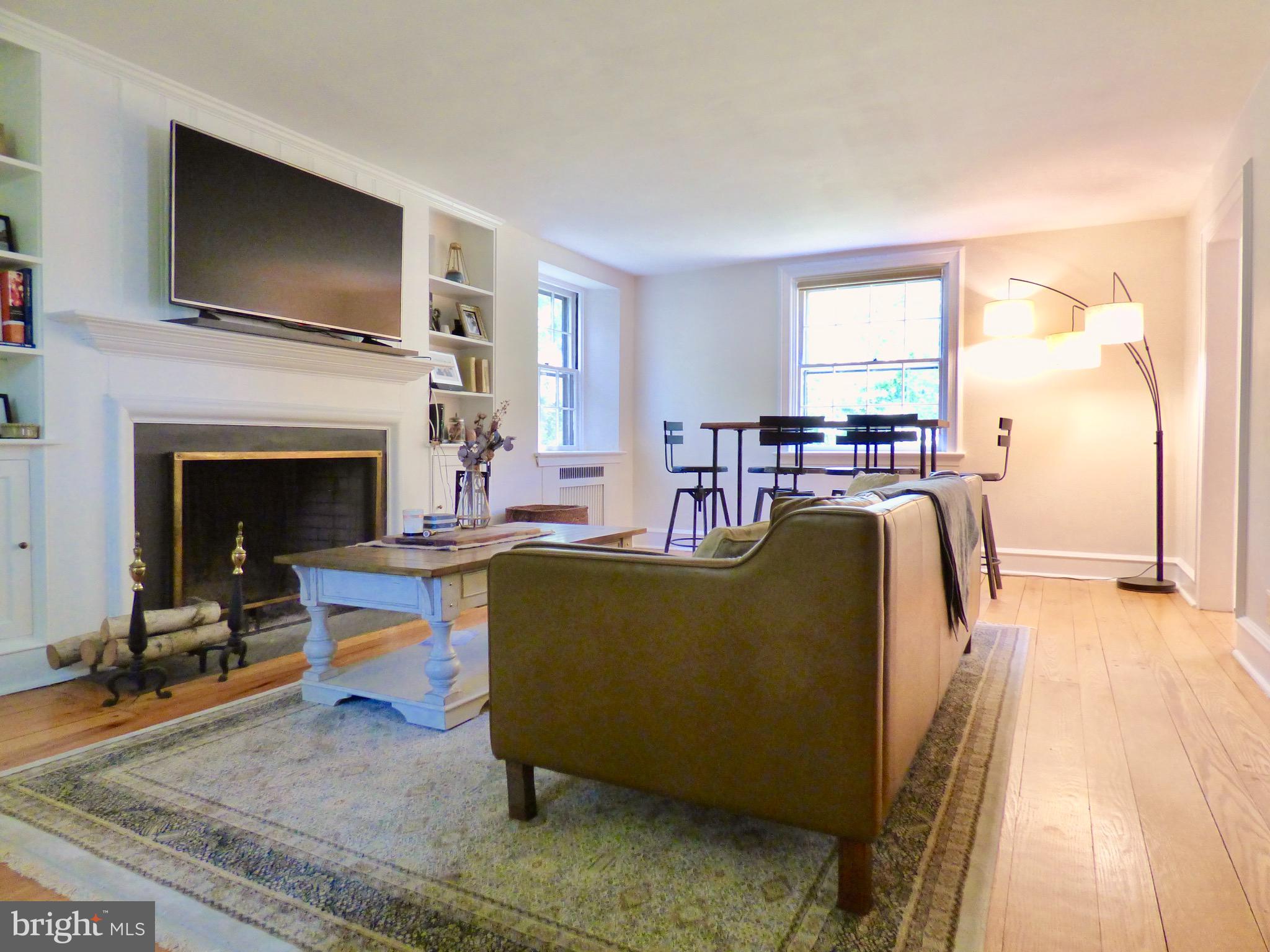 241 East Rose Tree Road Media, PA 19063 - Photo 3 of 38 Living Room