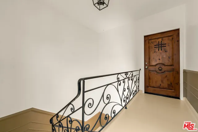 $4,250 | 1117 South Wooster Street, Unit 1119 1/2, Los Angeles, CA 90035